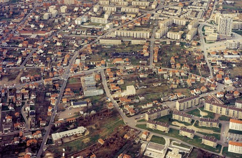 Les Marolles, Route de Maisons, de place Roux au carrefour Maupassant (1974)